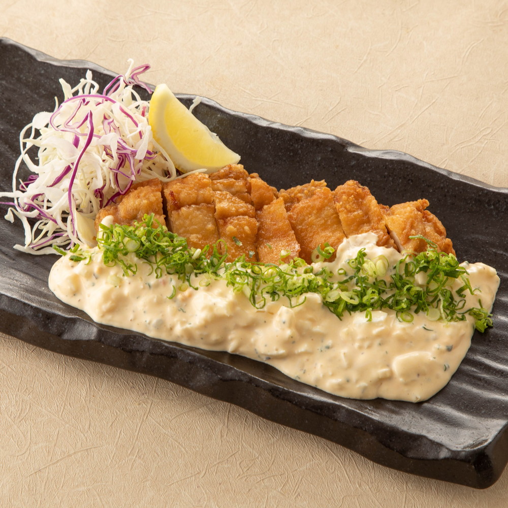 宴席を盛り上げる、香ばしさと食感が魅力の揚げ物 | 全席個室 楽蔵‐RAKUZO‐ 大阪本町駅前店