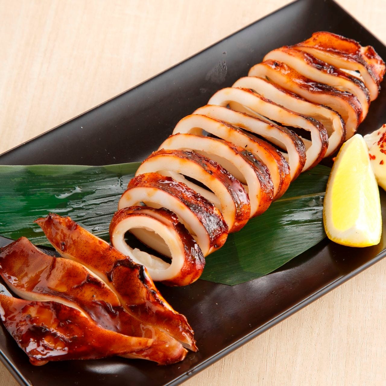 炙りの香ばしさを楽しむこだわりの逸品料理 | 全席個室 楽蔵‐RAKUZO‐ 仙台青葉通り店