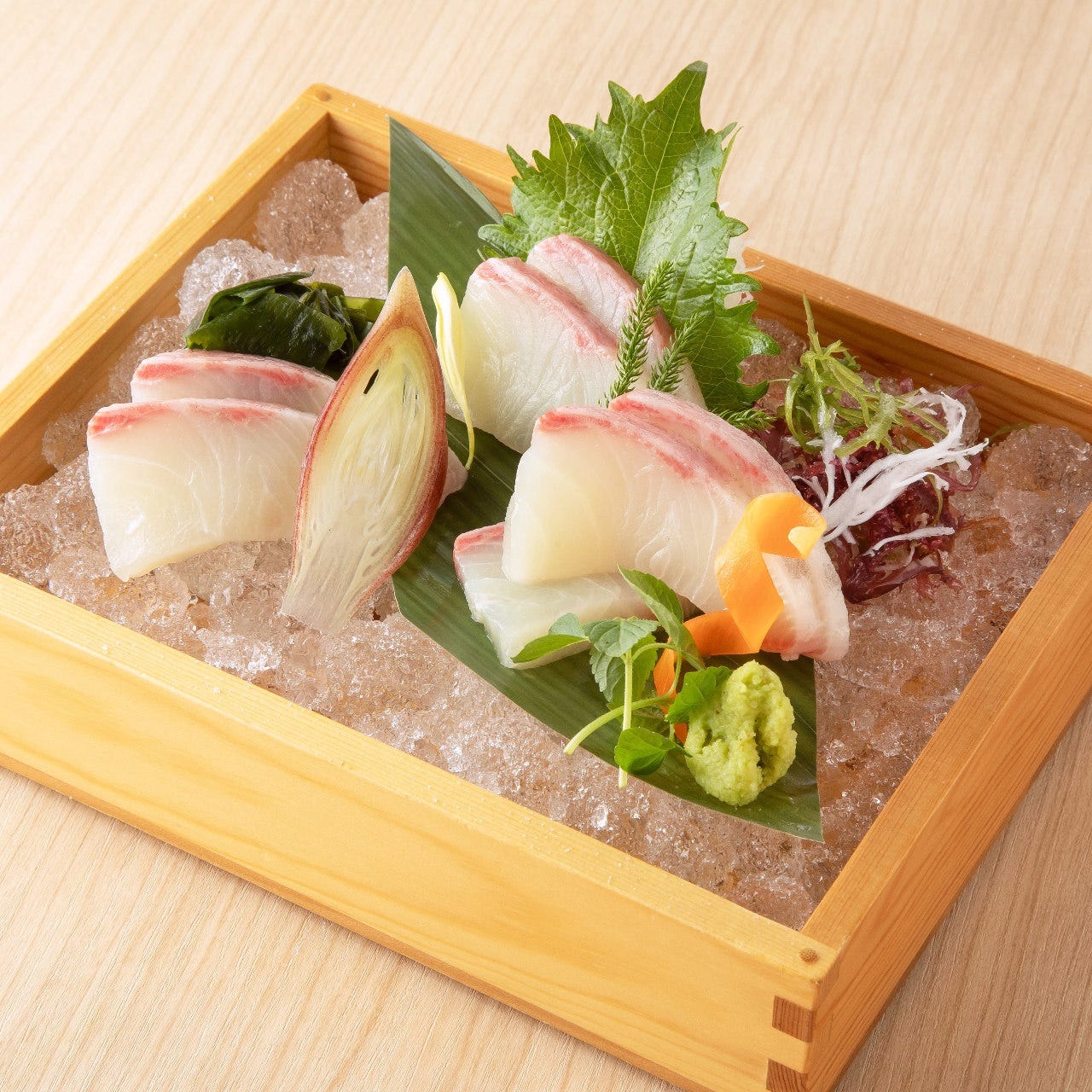 しっぽり飲みたいときは、海鮮料理を召し上がれ | 全席個室 楽蔵‐RAKUZO‐ 静岡南口駅前店